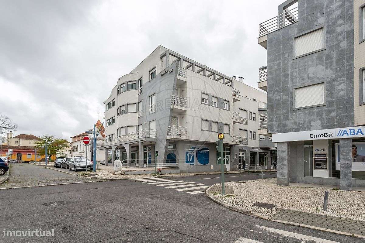 Apartamento T4 para venda - Grande imagem: 3/42