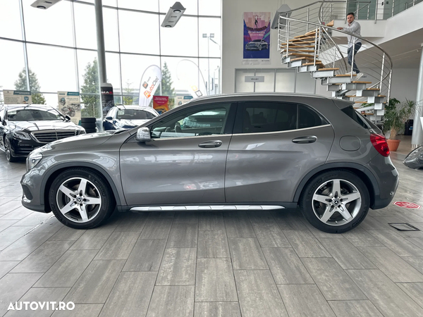 Mercedes-Benz GLA 220 CDI 4Matic 7G-DCT AMG Line - 10