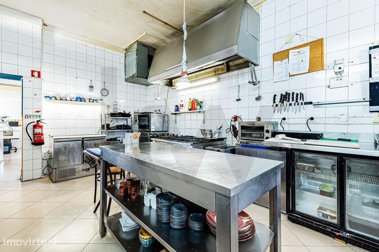 Loja na Quinta da Torre em Armação de Pêra - Grande imagem: 4/8