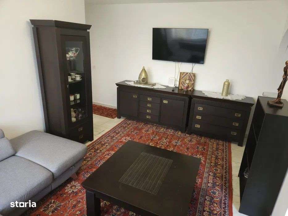 Ultracentral - Inchiriere ap. 3 camere + garaj - Piata Trandafirilor - Imagine principală: 4/8