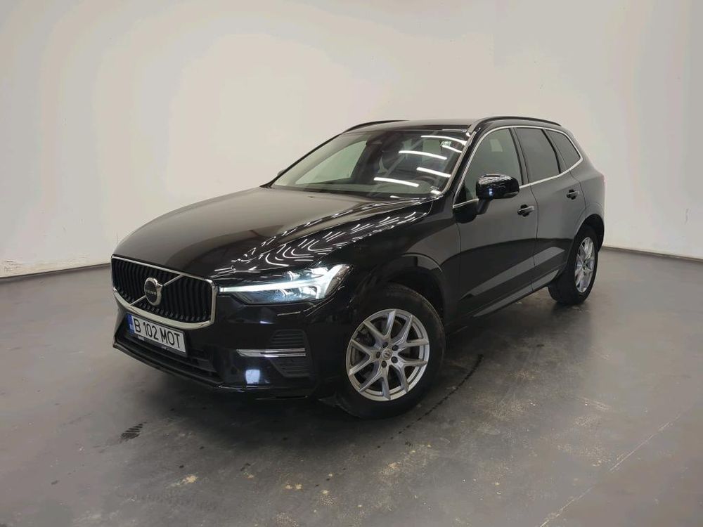 Volvo XC60 B4 MHEV AT AWD Core 2023
