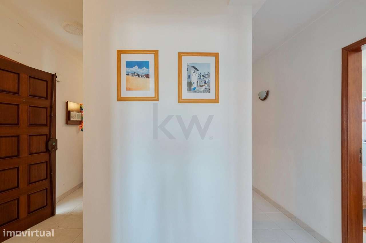 Apartamento T3 com Garagem a 750m da Praia do Almograve - Grande imagem: 5/23