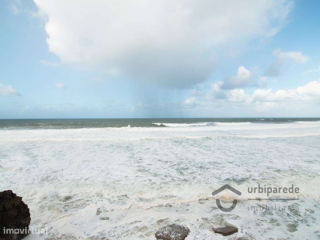 Moradia V4 em condomínio fechado no centro da Ericeira, com garagem.-47