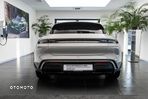 Porsche Taycan 4S Cross Turismo - 17