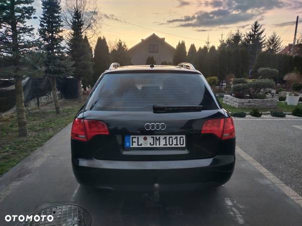 Audi A4 Avant 2.0 TDI - 10