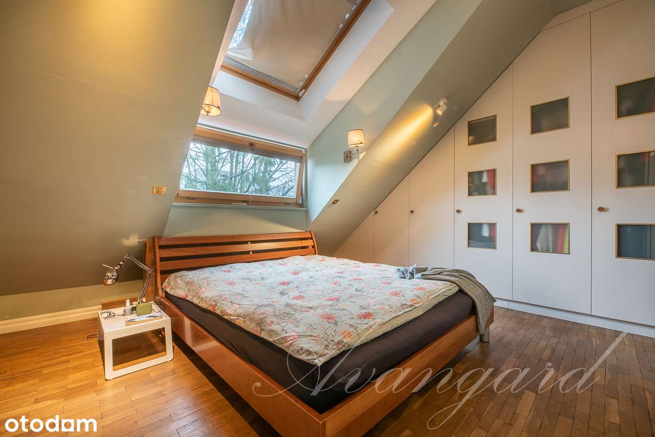 Segment, blisko Galerii Mokotów, widoczny, przy głównej ulicy.-11