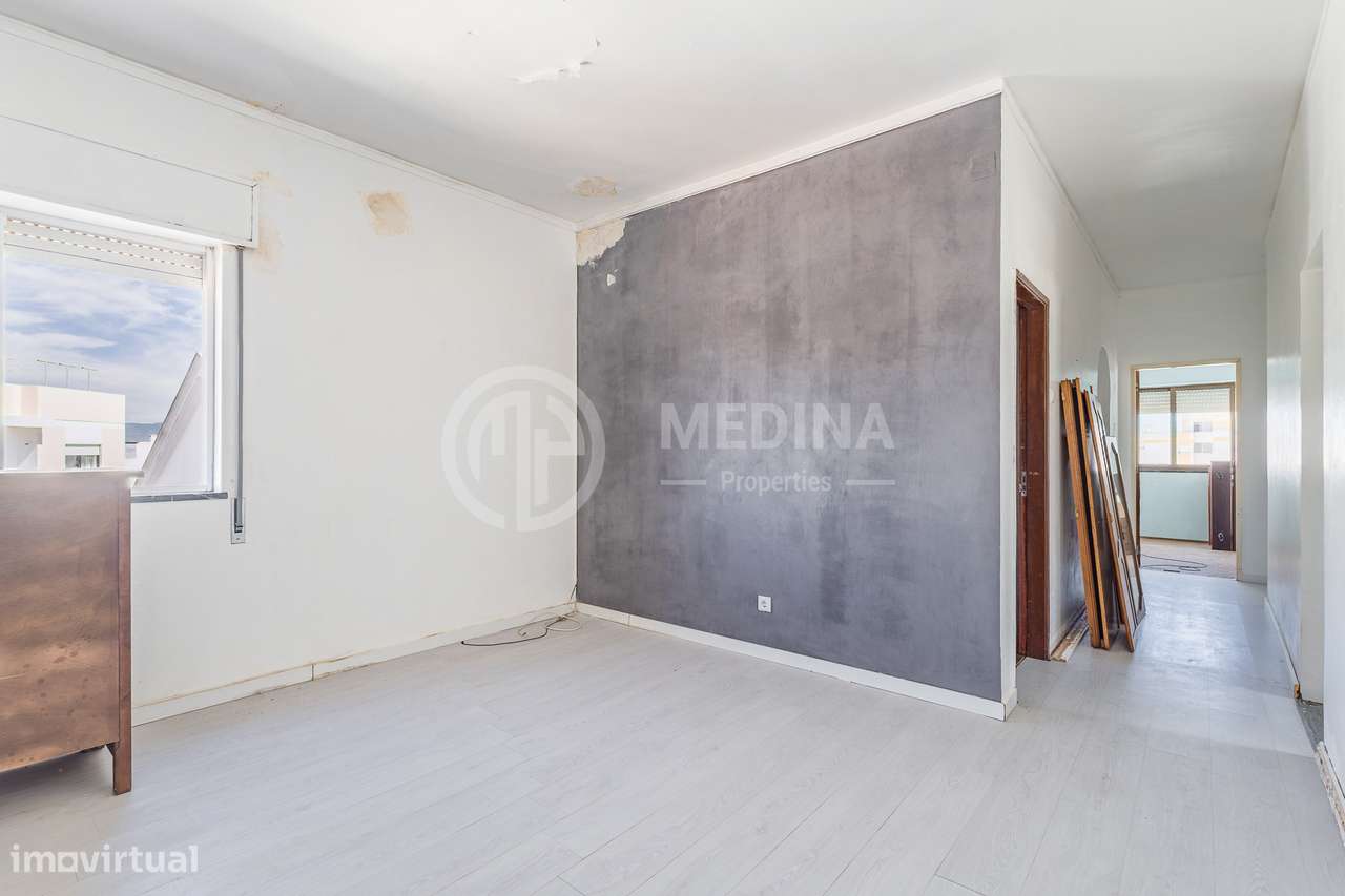 T3 com terraço Privativo em Portimão Vista Rio Arade - Com Garagem-9