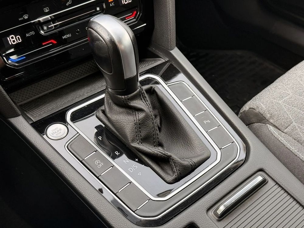 Volkswagen Passat-Variant 1.5 TSI Evo Business DSG 2022 — zdjęcie 6