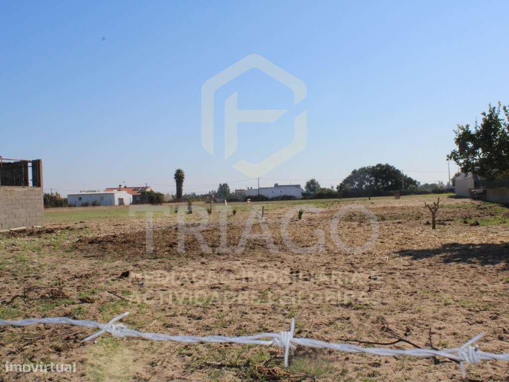 Terreno Urbano com 10.266,50 m2 - Grande imagem: 2/17