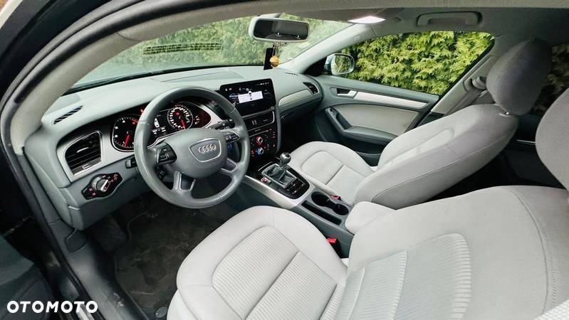 Audi A4 2.0 TDI clean diesel - 9
