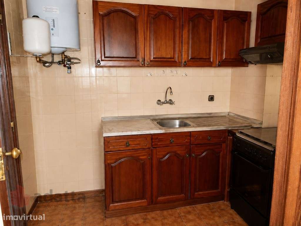 T2 com Garagem para Venda em Coimbra-1
