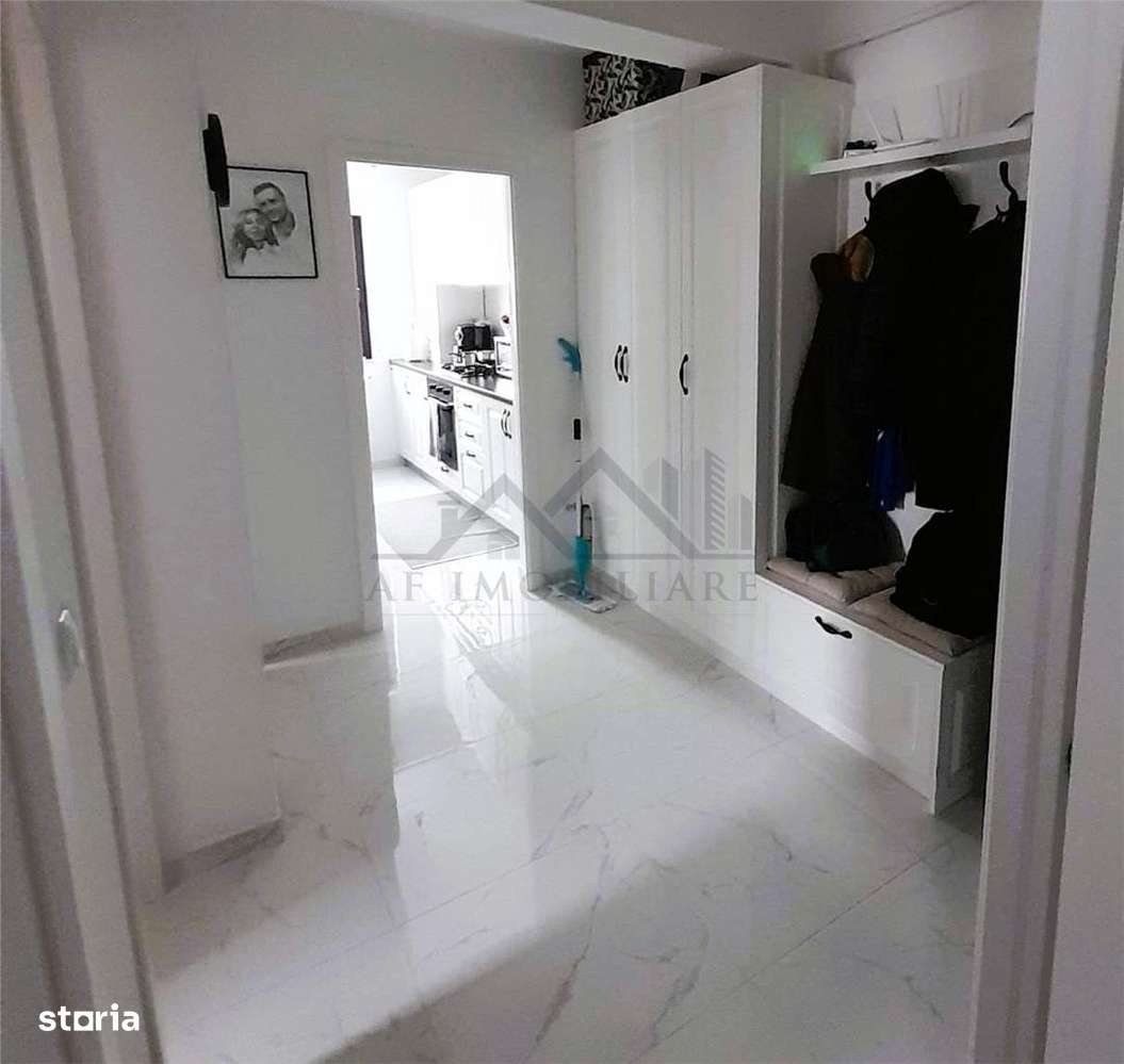 Capat Cug - Lunca cetatuii, 2 camere, 43 mp utili + boxa + parcare, et - Imagine principală: 3/5