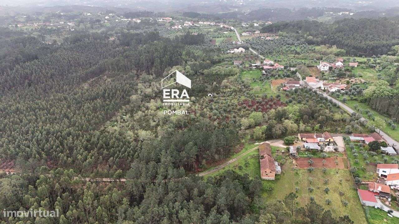 Terreno para construção com uma área total de 44200m2 em Santiago da G - Grande imagem: 4/9