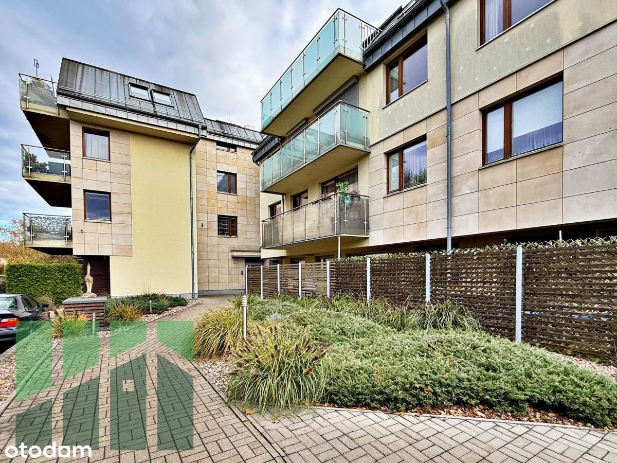 Sprzedam mieszkanie z dużym tarasem 15m2-13