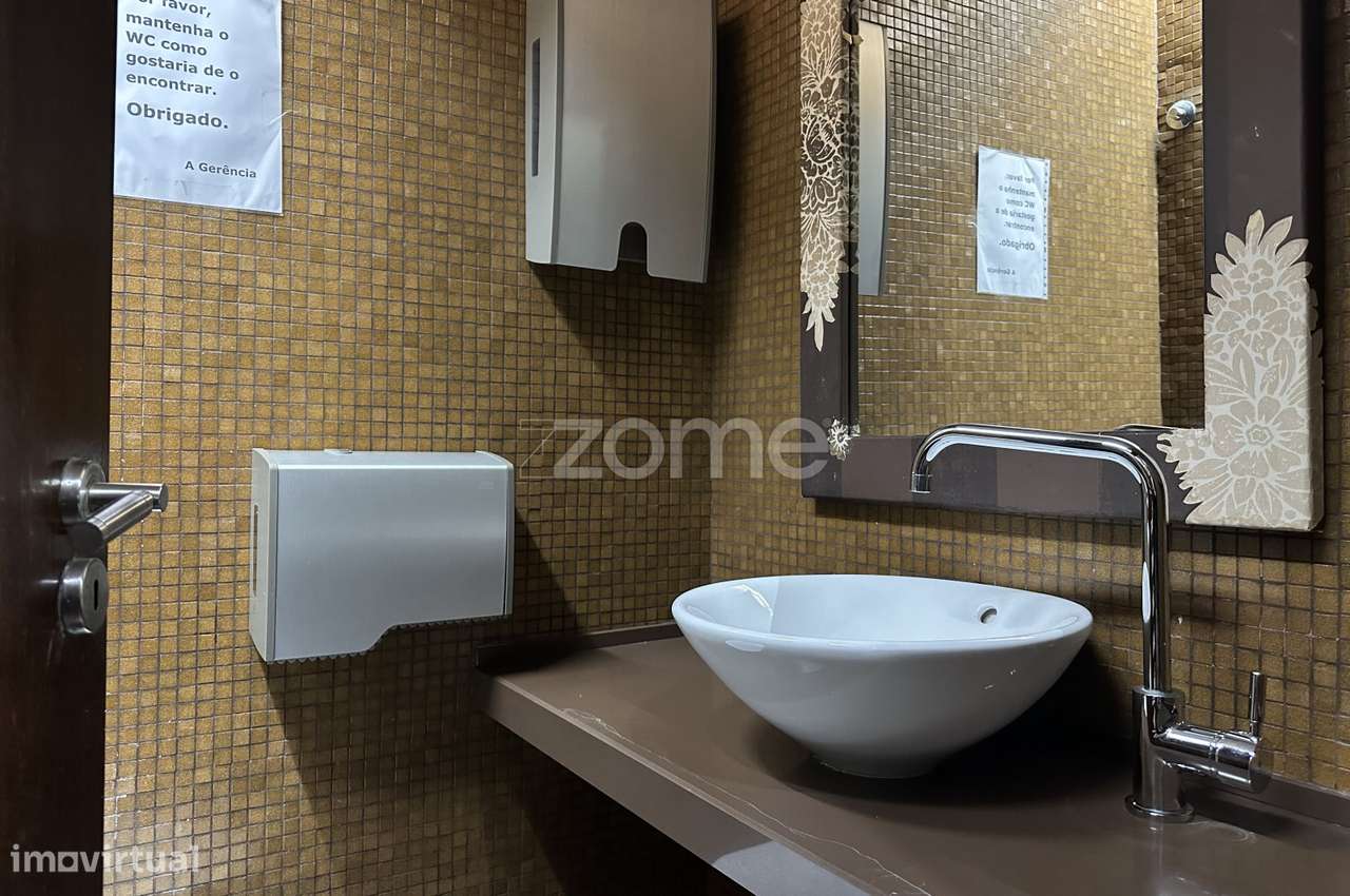 Trespasse de restaurante, em Carnaxide-12
