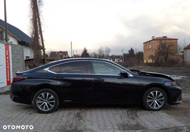 Lexus ES - 14