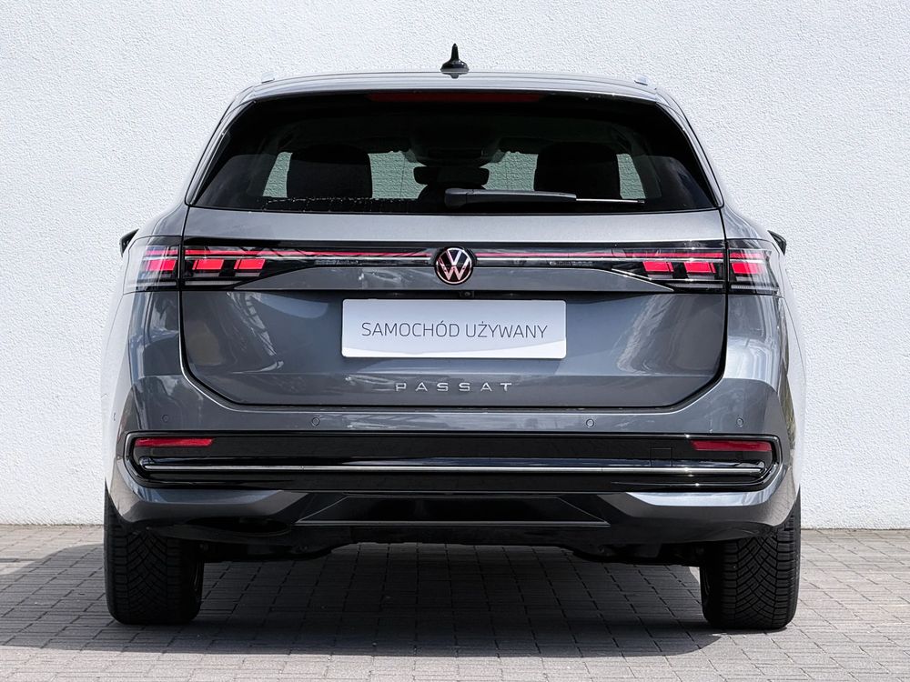 Volkswagen Passat 2.0 TDI Evo Elegance DSG 150 KM — zdjęcie 3