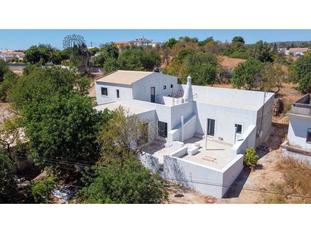 Moradia tradicional Algarvia totalmente reconstruída em Boliqueime - Grande imagem: 5/42