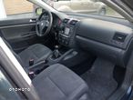 Volkswagen Jetta 1.6 Trendline - 9