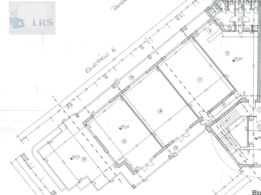 Albufeira, Ferreiras, zona espaçosa, 1º. andar um escritorio em ope... - Grande imagem: 4/19