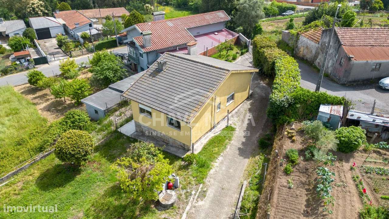 PS - Moradia T3, inserida num terreno com 1500m²-5