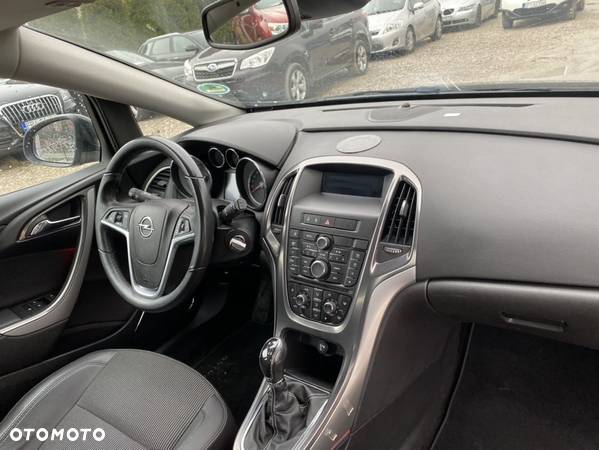 Opel Astra 1.4 Turbo Sports Tourer Design Edition - 11