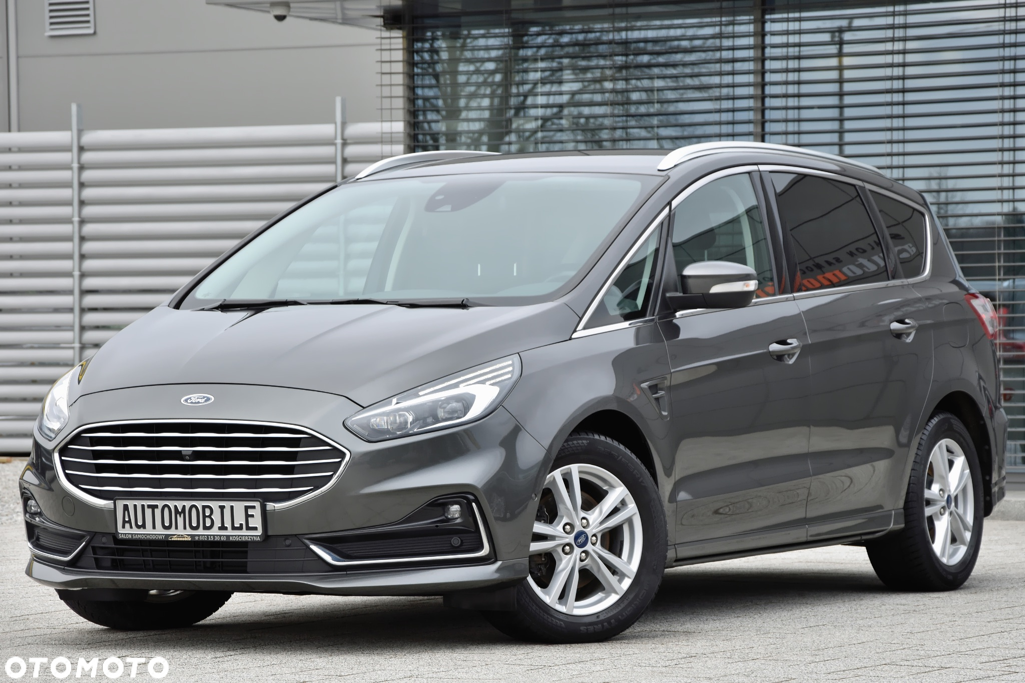 Ford S-Max 2.0 EcoBlue Titanium - 4