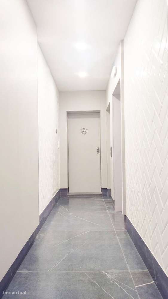 T3 semi-novo, totalmente equipado + lugar de garagem-24