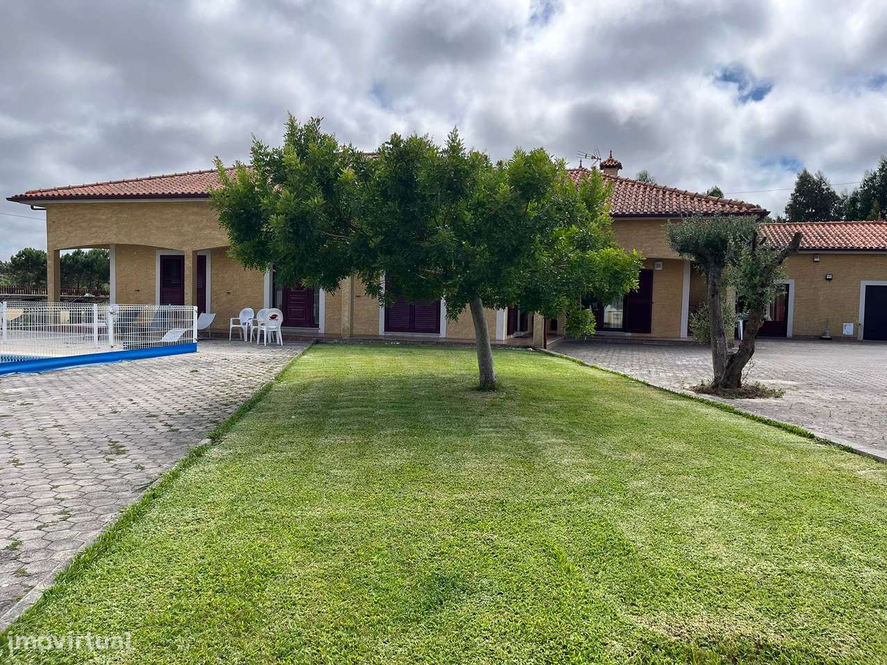 Moradia T3 Isolada e Térrea com Piscina em Vagos - Grande imagem: 2/55