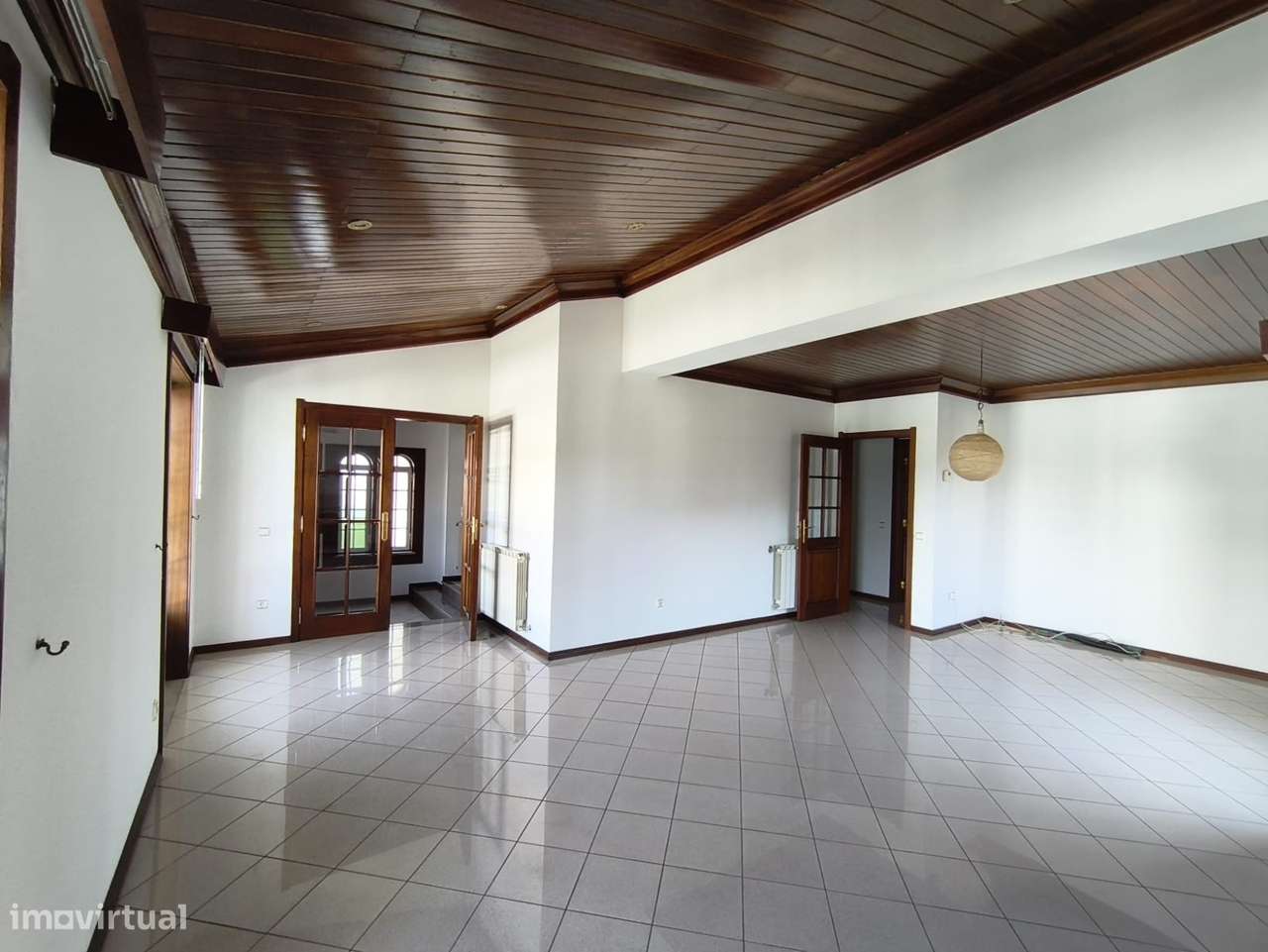 Moradia Isolada T5+1 com Piscina – S. Bernardo.-5