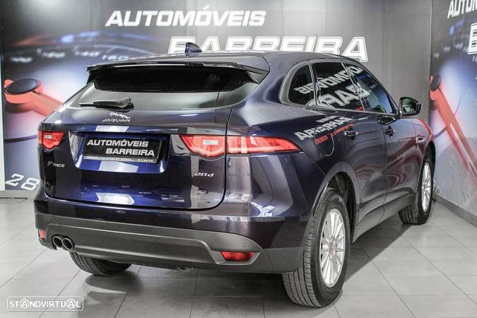 Jaguar F-Pace 2.0 i4D Pure - 6