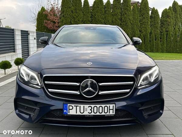 Mercedes-Benz Klasa E 220 d T 9G-TRONIC AMG Line - 4