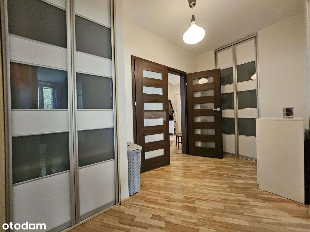 Belgradzka 10, ciche, dwustronne, garaż-6