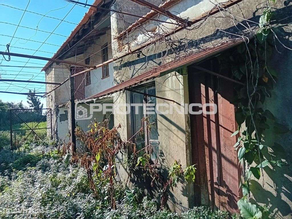 Moradia T4 p/ reabilitação – Esgueira - Grande imagem: 2/13