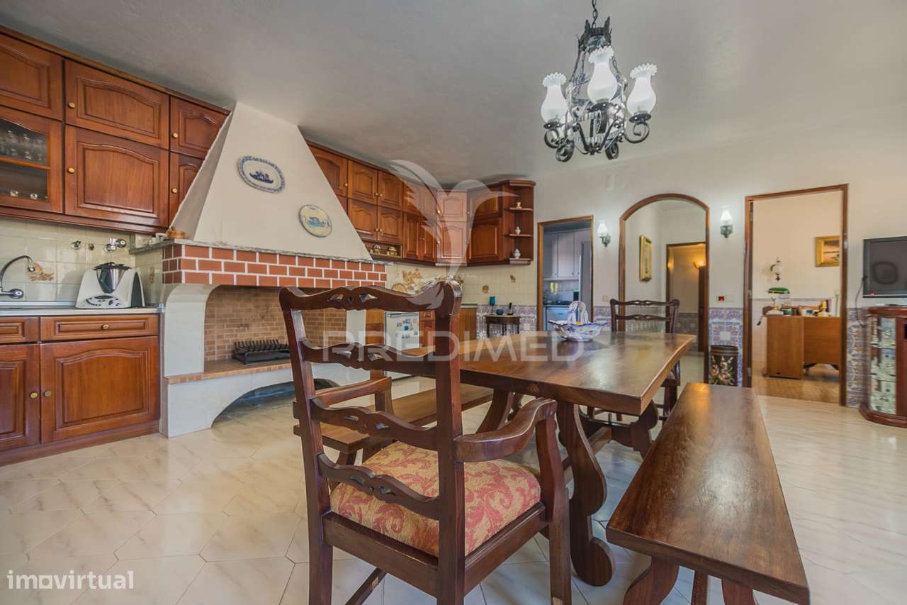 Moradia T10 - Bifamiliar - Grande imagem: 5/28