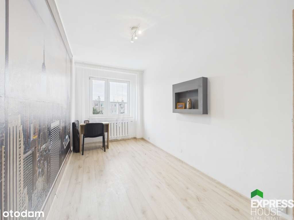 4-pokojowe mieszkanie z balkonem - os. Batorego - Pełny obrazek: 5/19