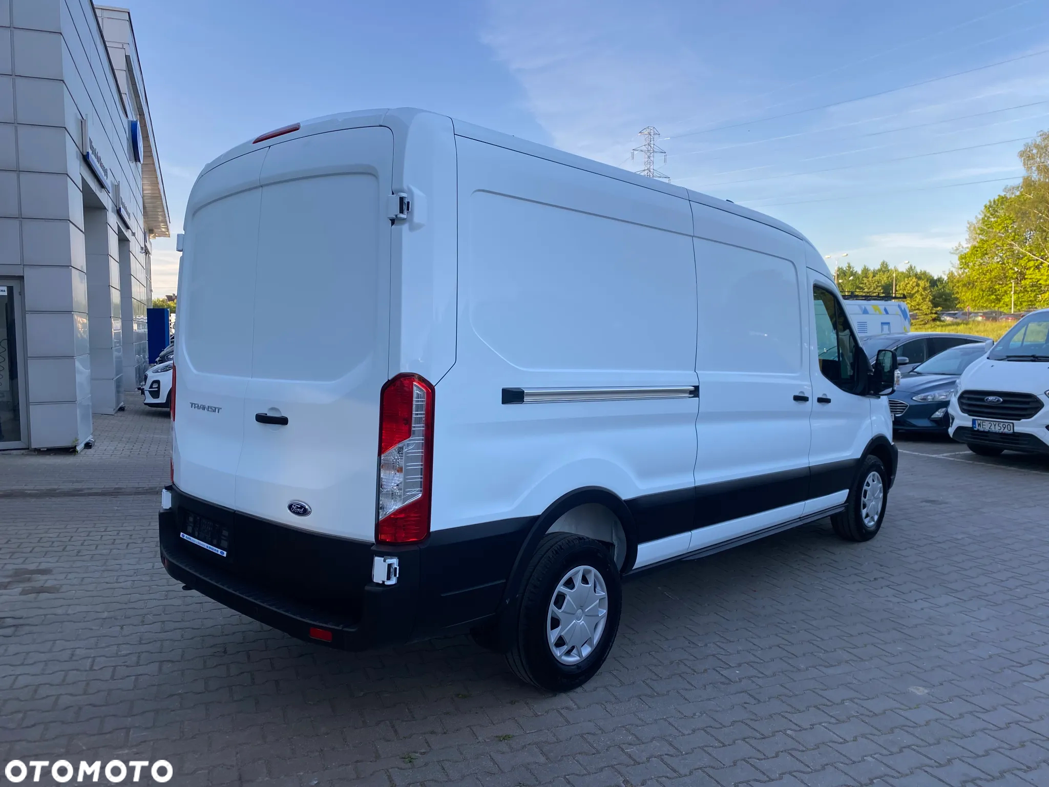 Ford FORD Transit 2.0 EcoBlue 130 KM M6 FWD Trend Van 350 L3 - 4