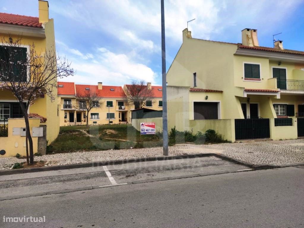 Terreno Urbano com PROJETO em Benavente - Grande imagem: 1/1