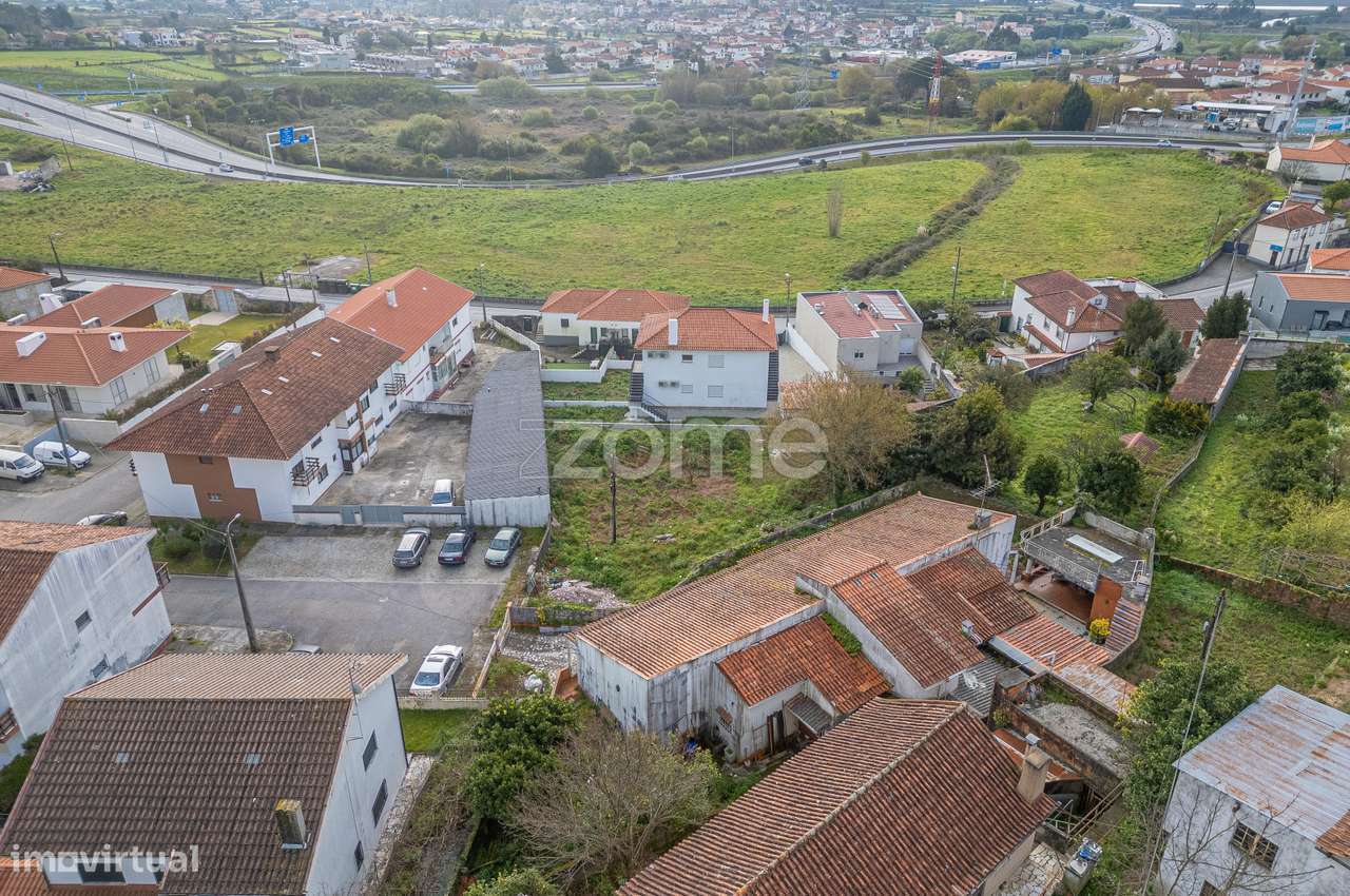 Terreno Urbano com Projeto para 6 Apartamentos - Grande imagem: 4/22