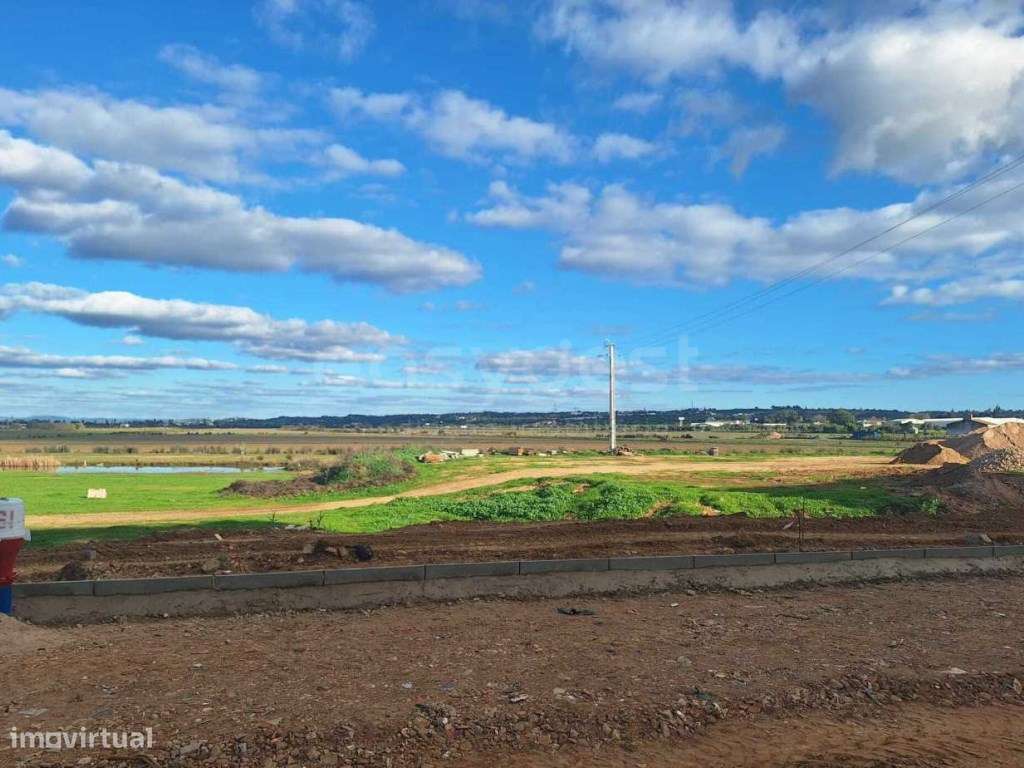 Lote com 529 m2 com projeto aprovado de moradia isolada - Grande imagem: 5/12