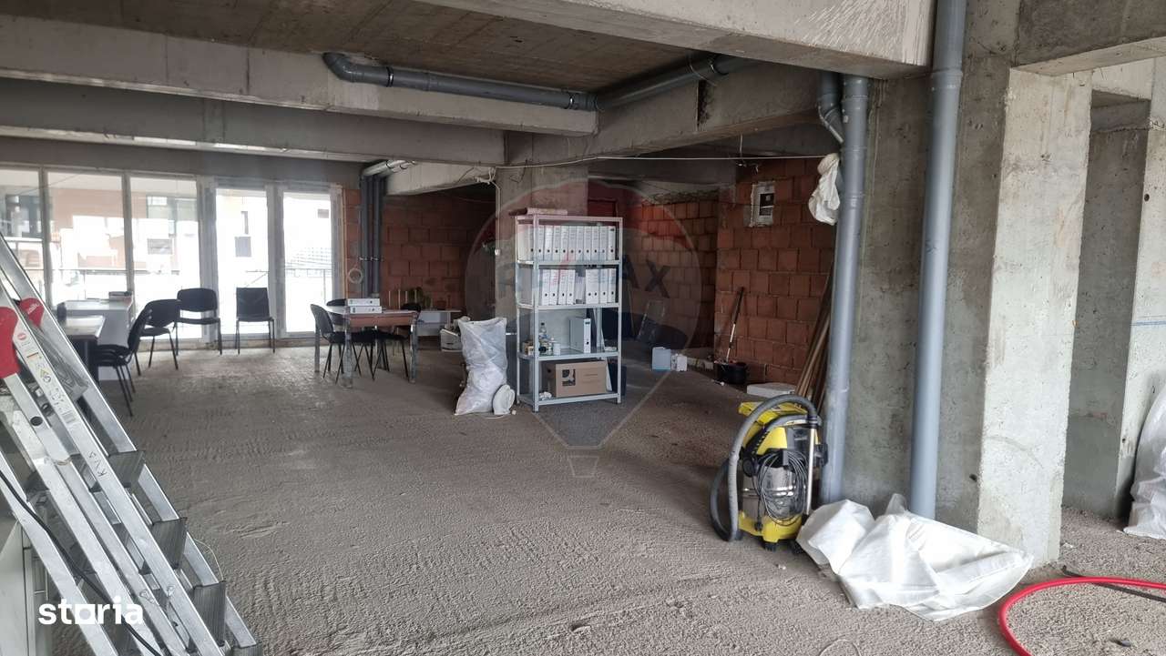 Spațiu comercial modern de inchiriat in zona Bulevardul Valea Larga - Imagine principală: 4/6