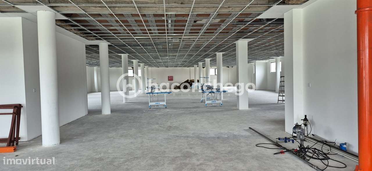 Armazém em Abade de Neiva - Grande imagem: 5/16