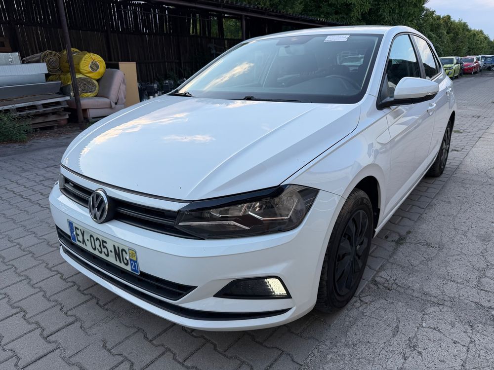 Volkswagen Polo VI (2017-) 1.0 Comfortline 2018