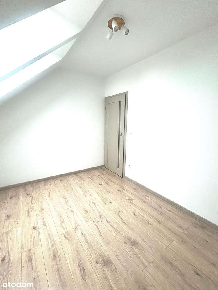 Nowy Dom Z Wykończeniem Pod Klucz-12