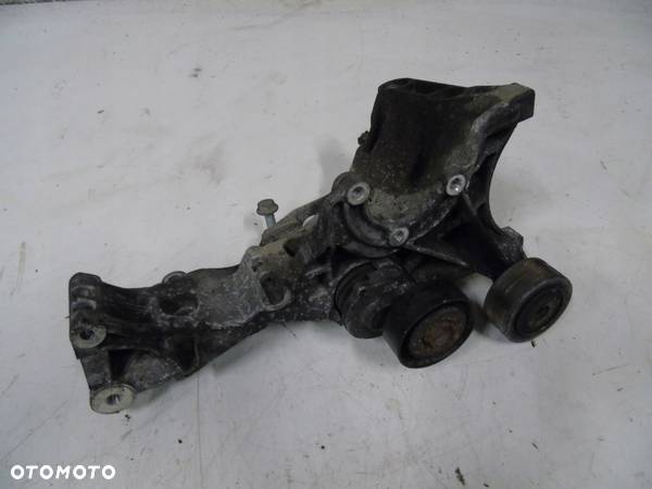 ŁAPA ALTERNATORA AUDI 030903143B - 1