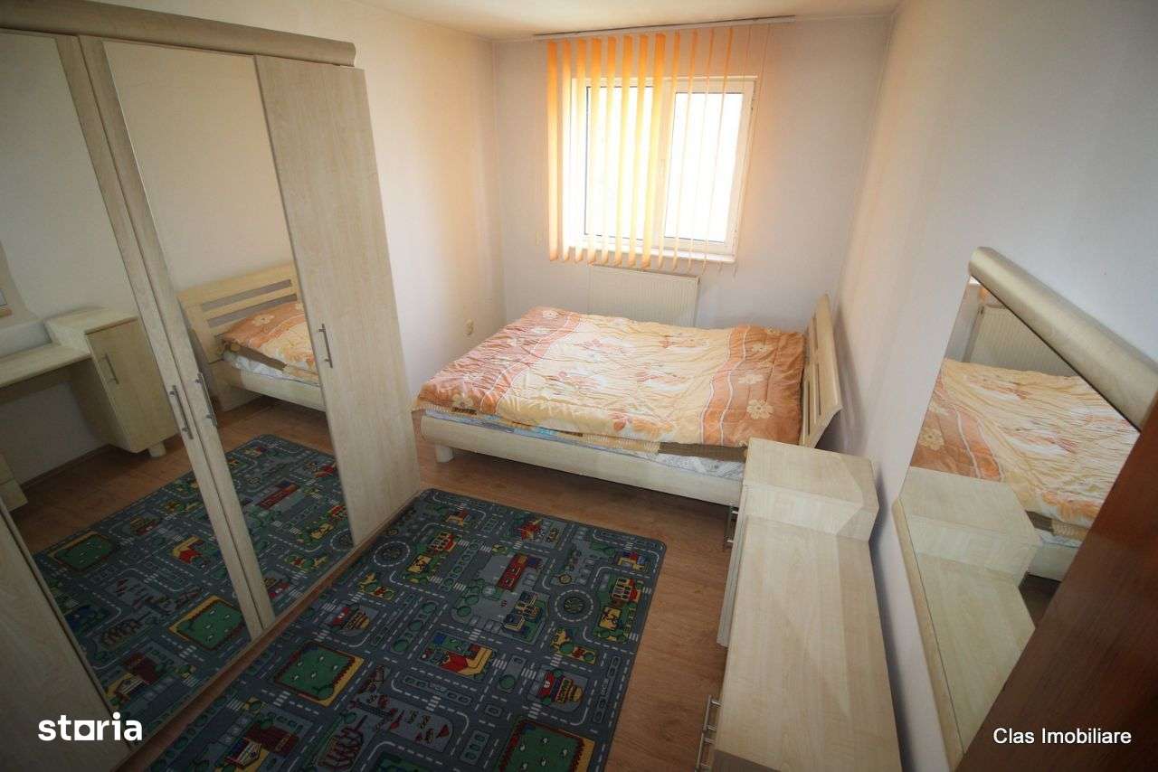 3 camere Zona Centrala cu boxa !! - Imagine principală: 3/8