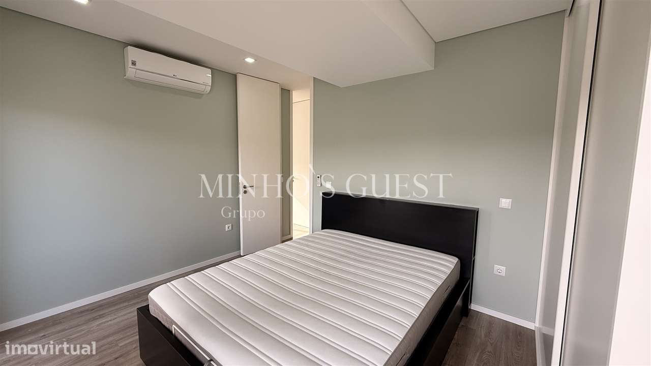 Apartamento T2 (Pronto Habitar) c/ elevador e garagem - Tribunal de Br-2