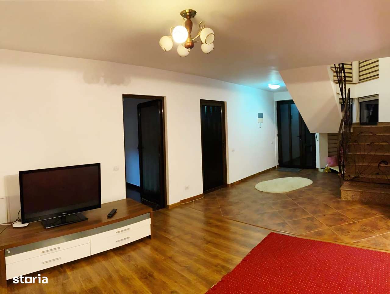 De închiriat Casă 6 camere Sediu firmă Birouri 220mp Miroslava - Imagine principală: 3/20