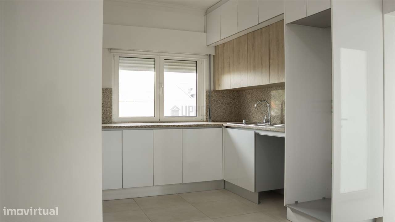 Andar Moradia T4 com Garagem em Abraveses - Grande imagem: 3/14