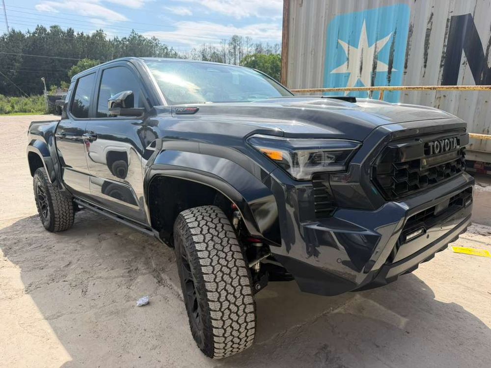 Toyota Tacoma III [2015 - Prezent] 2026